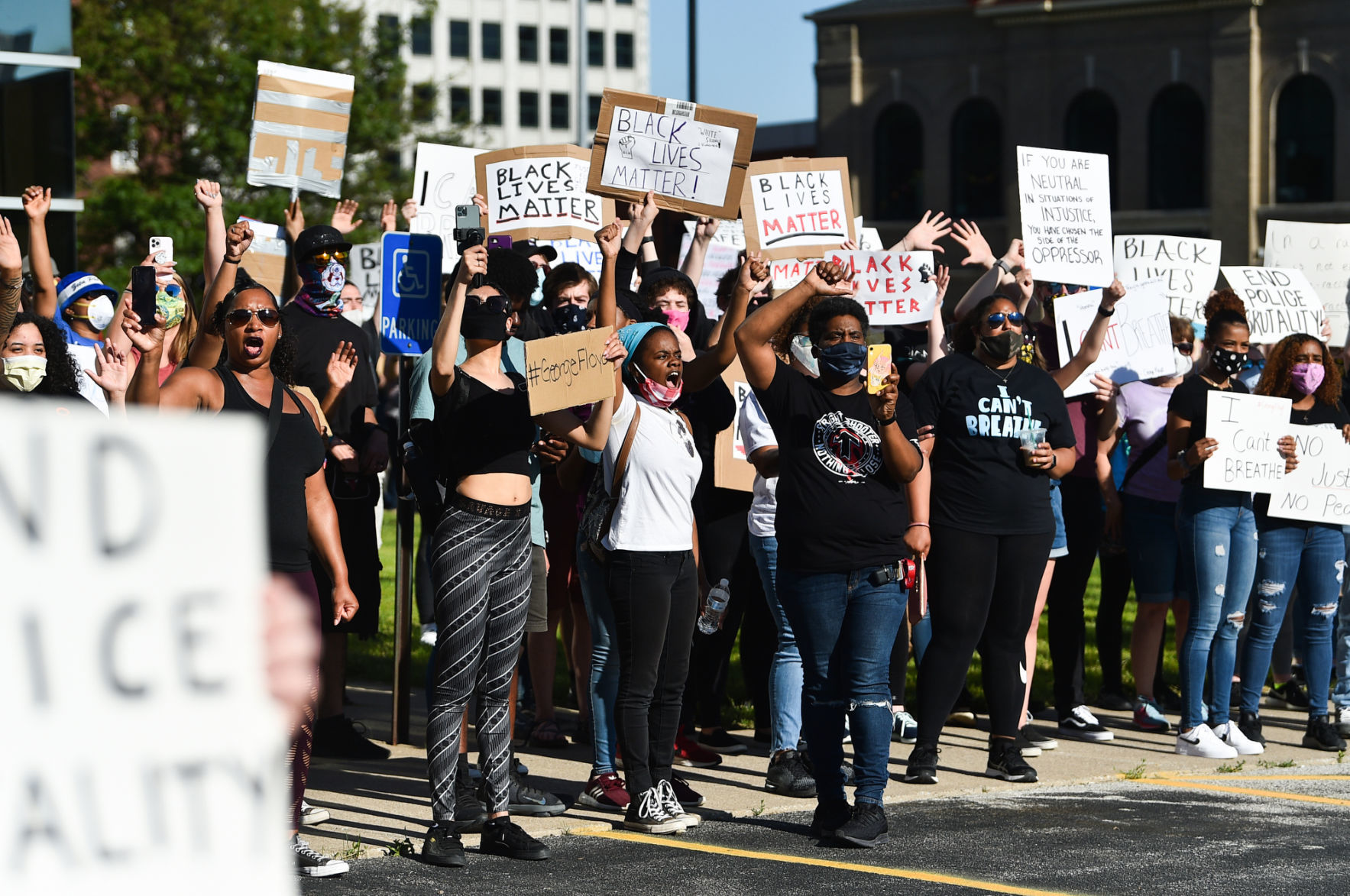 053120-qc-nws-protest-021